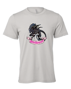 girl boss alien xenomorph movie gray tshirt t-shirt